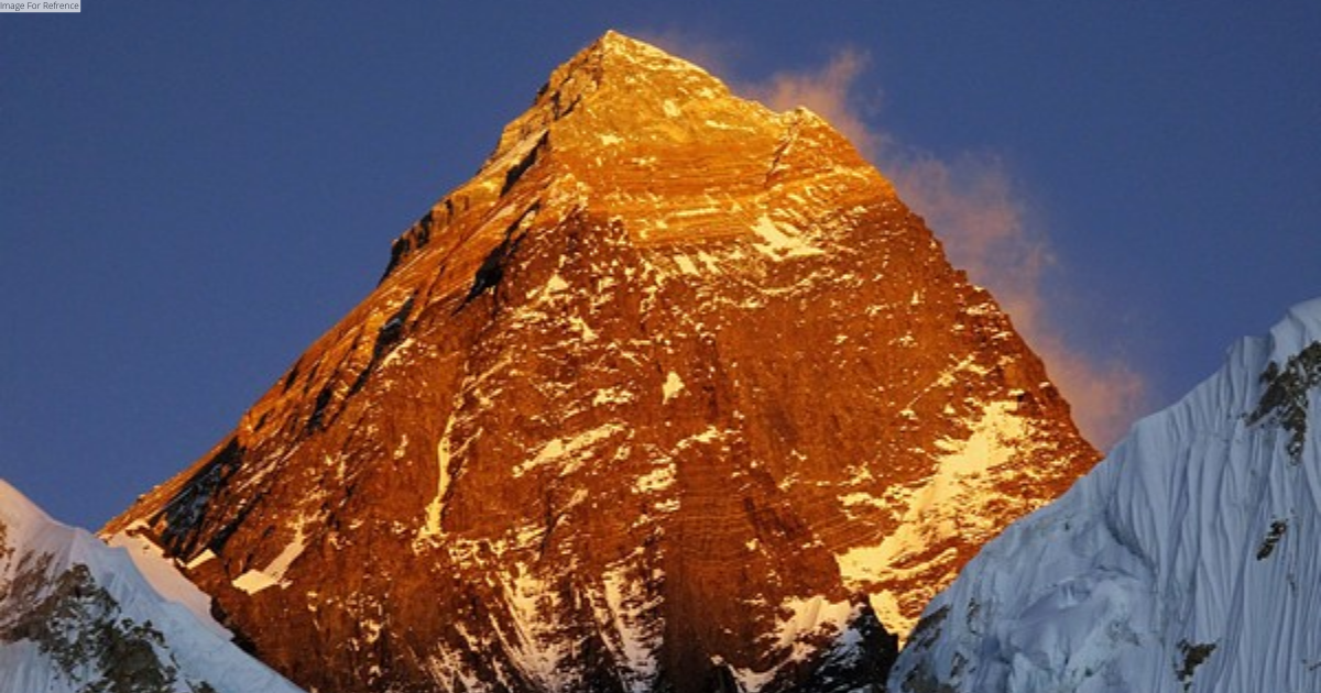 Nepal: One killed, over dozen missing after massive avalanche on Mt Manaslu